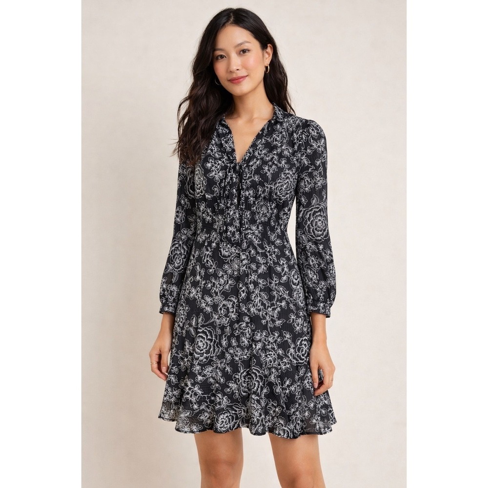 LOFT Dress Womens Medium Black White Floral Wrap Long Sleeve‎ Short Ruffle Hem